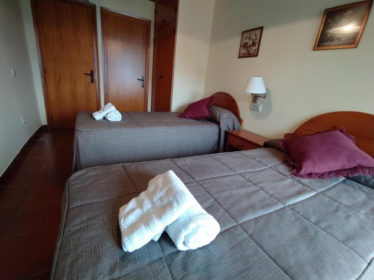 Hostal Centre Del Montsec Llimiana Luaran gambar