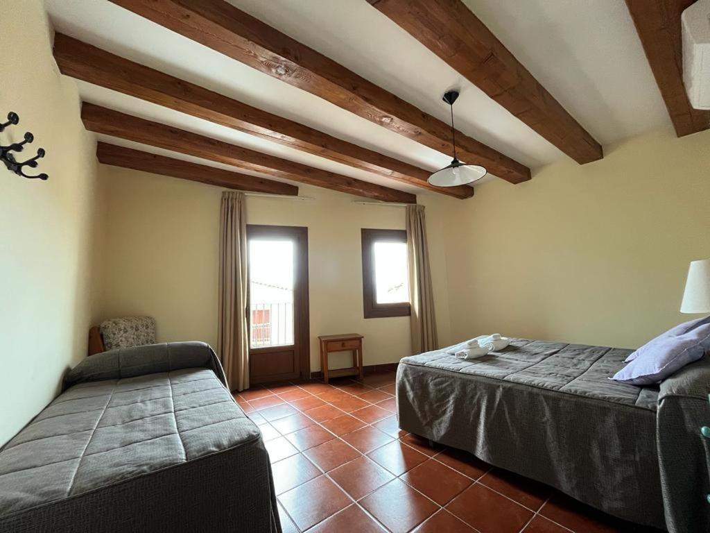 Hostal Centre Del Montsec Llimiana Luaran gambar