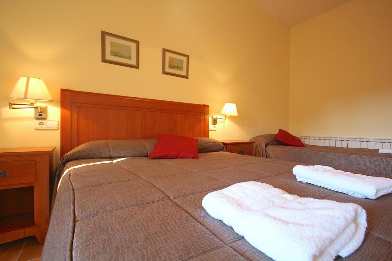 Hostal Centre Del Montsec Llimiana Luaran gambar